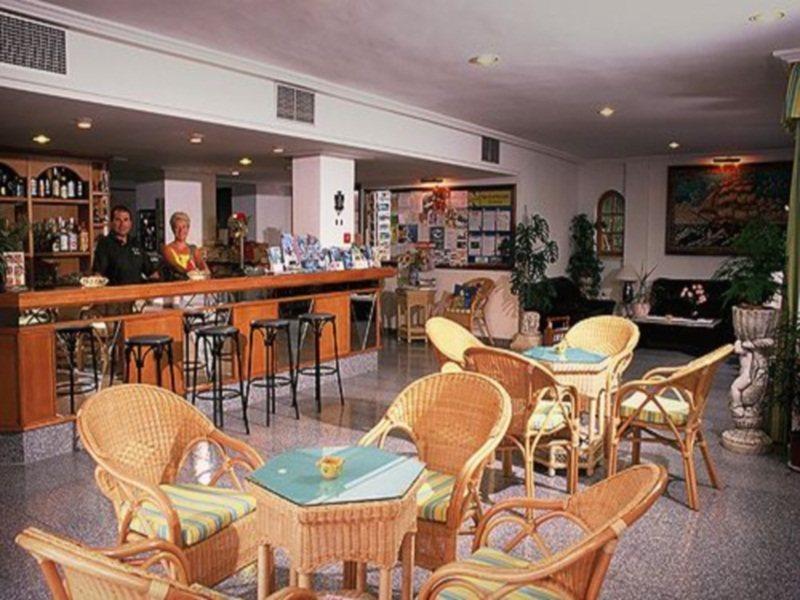 Sa Torre Apartment